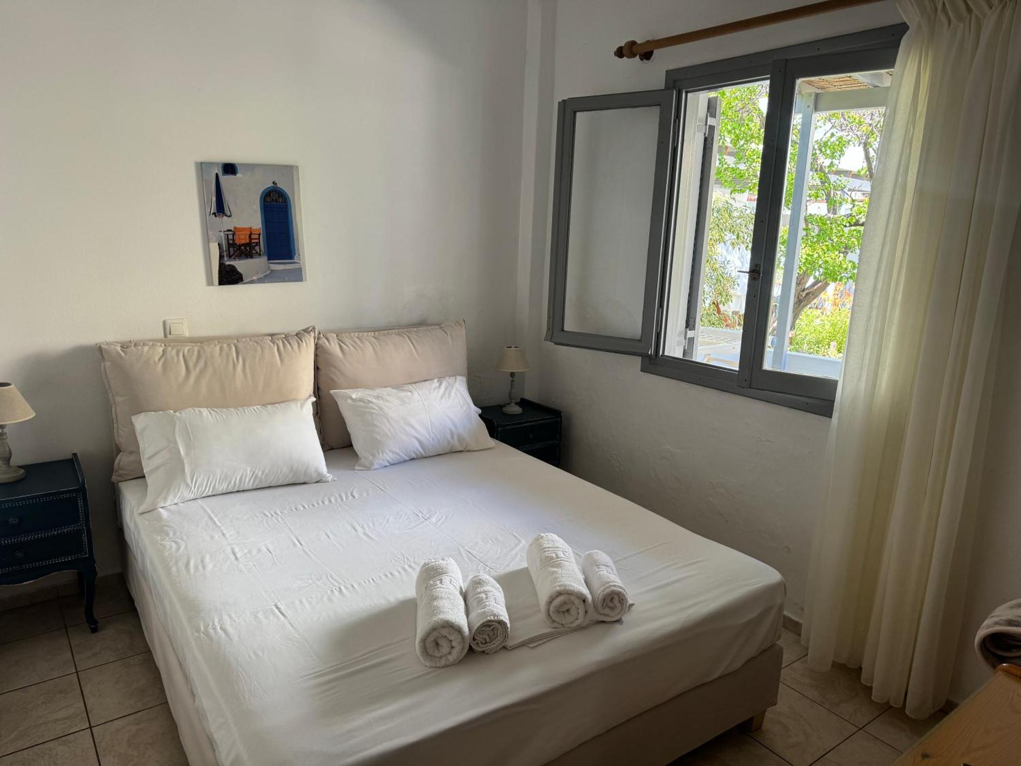 Akti Rooms And Studios Livadi  Ngoại thất bức ảnh