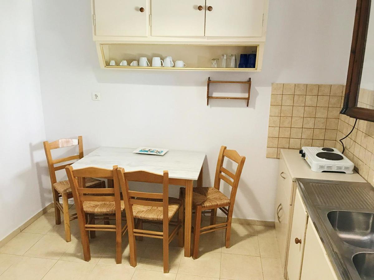 Akti Rooms And Studios Livadi  Ngoại thất bức ảnh
